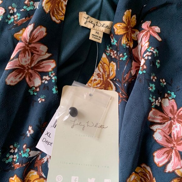 LILY WHITE Green Floral High-Neck Long Sleeve Shirt XL NWT - Picture 9 of 9